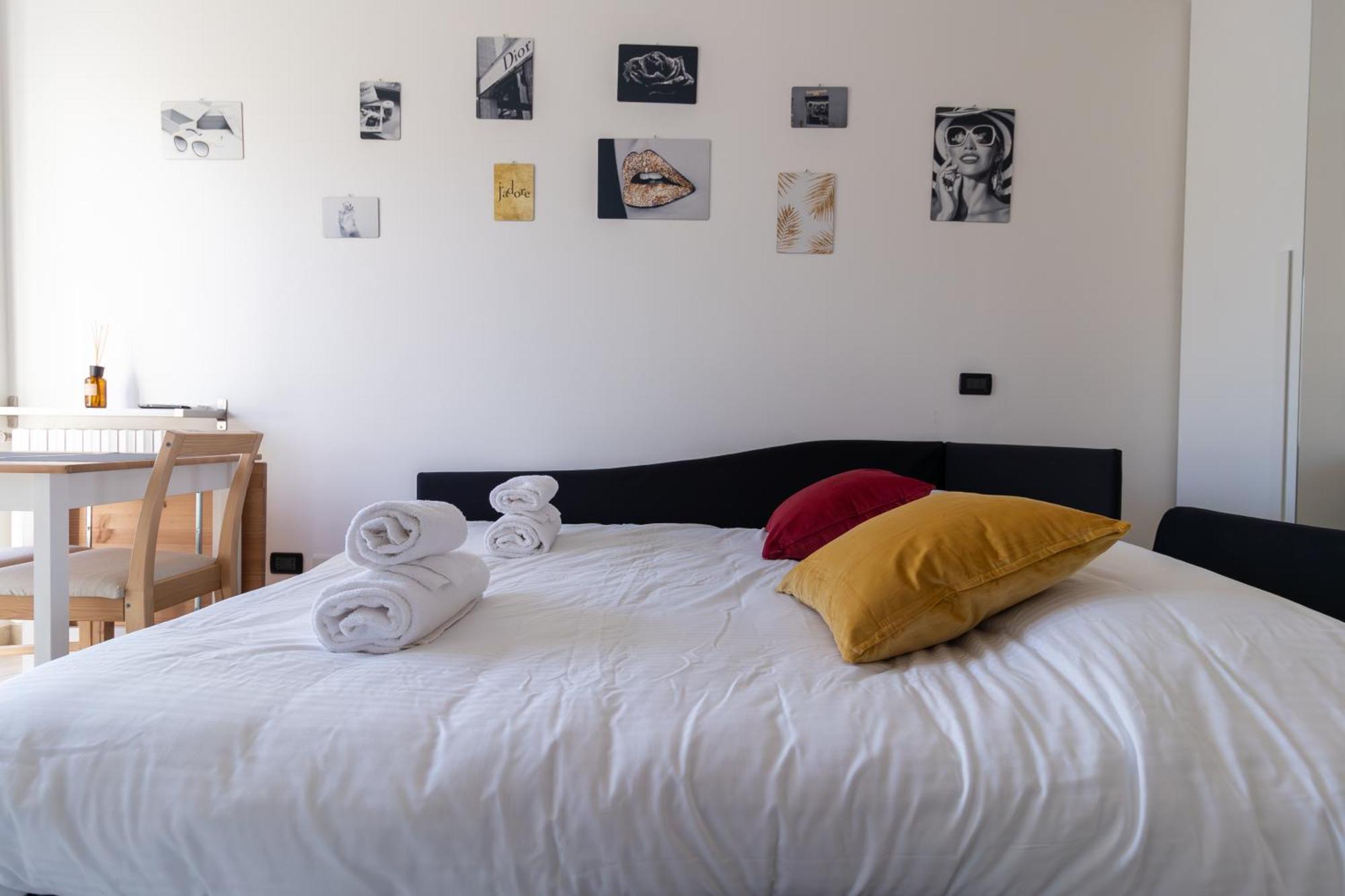 Abbiategrasso - Bocconi - 2 Camere Da Letto Milano Exteriör bild