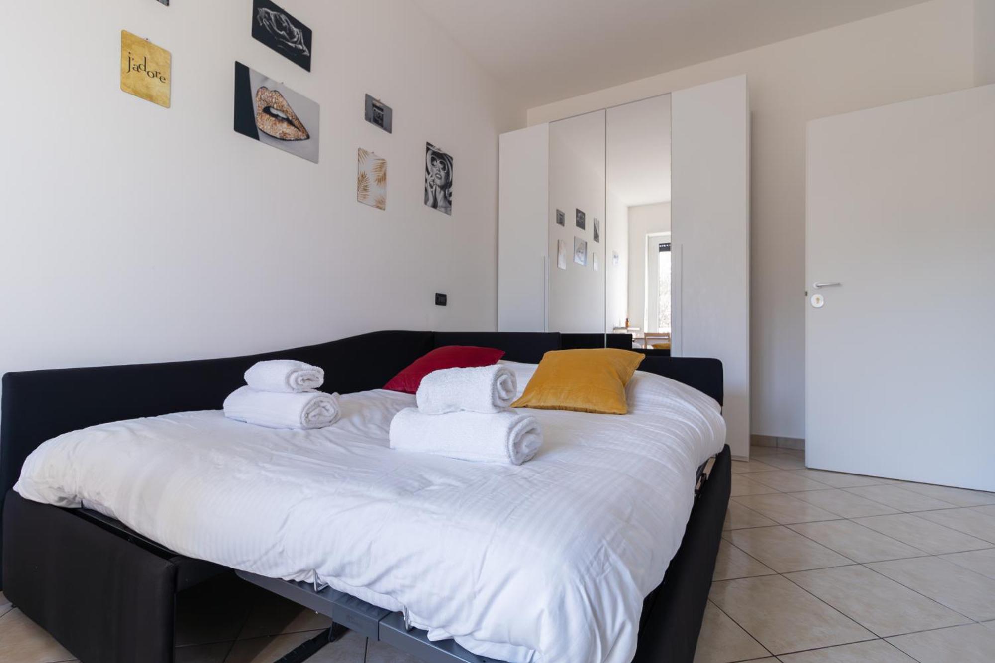 Abbiategrasso - Bocconi - 2 Camere Da Letto Milano Exteriör bild